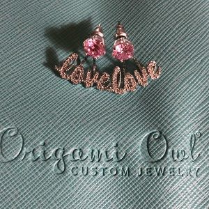 Origami Owl Jewelry - Pink Swarovski Crystals Studs W/love Halos Origami Owl Jewelry - Pink Swarovski Crystals Studs W/love Halos